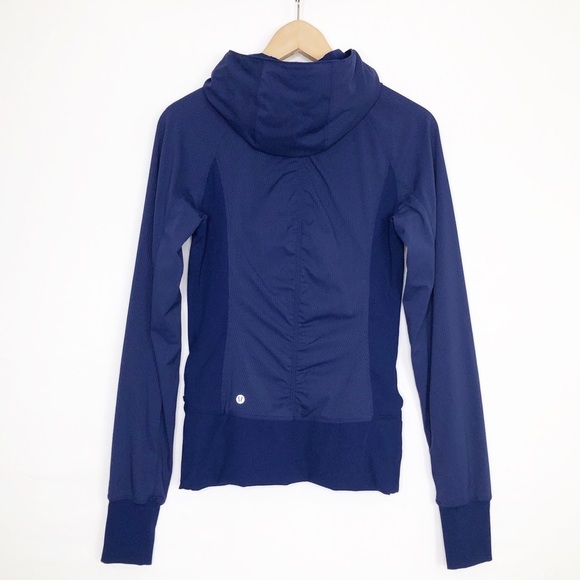 Lululemon In Flux Navy blue zip front. Women's Blue Hooded Jacket - Picture 2 of 9